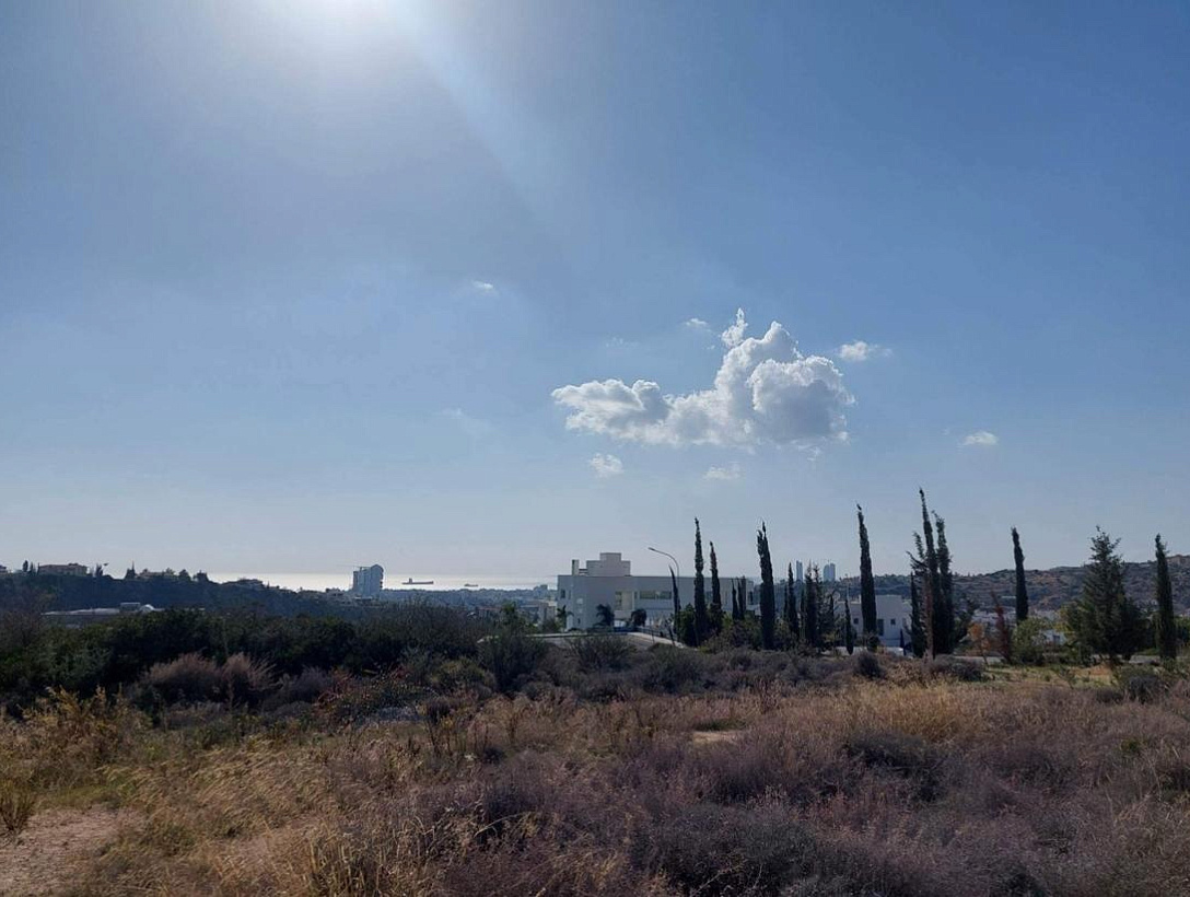 Land in Limassol