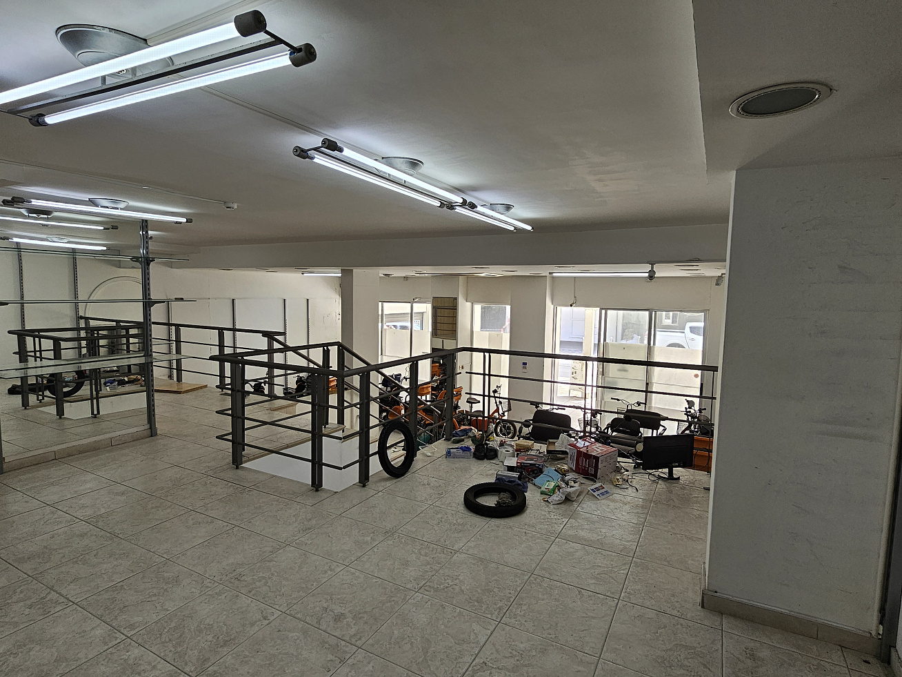 Photo 11