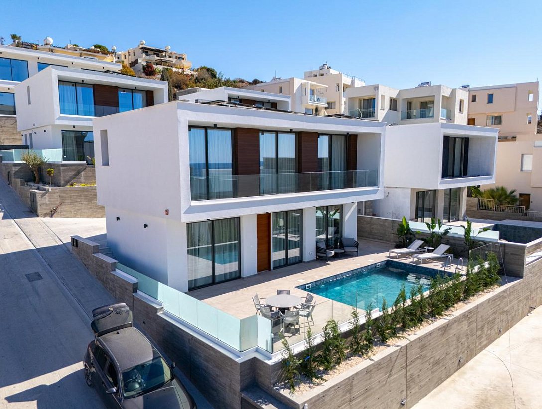 New villa in Paphos