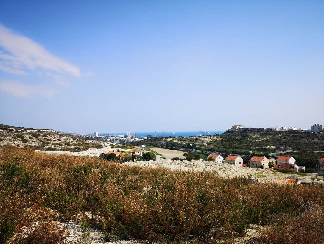 Land in Limassol
