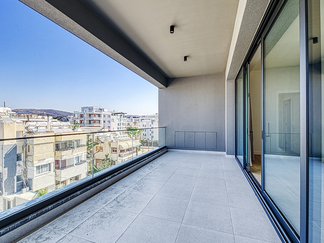Apartment, 2 bedrooms — 14