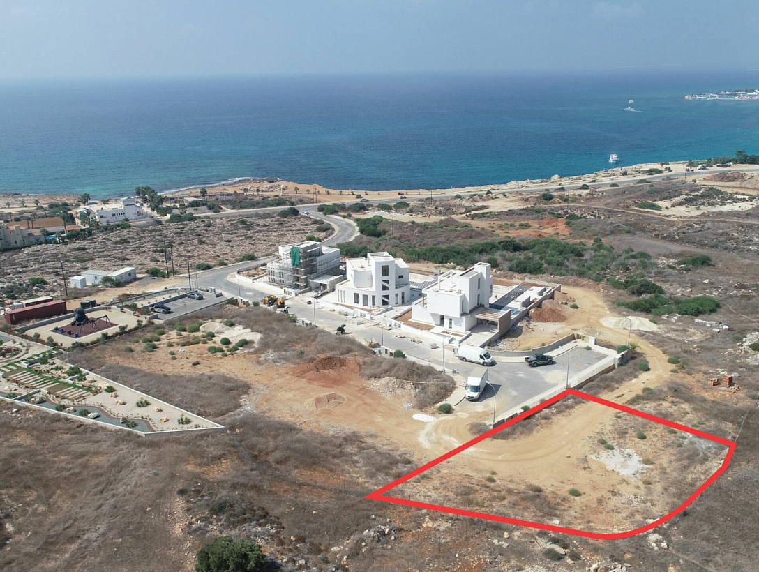 Land in Famagusta