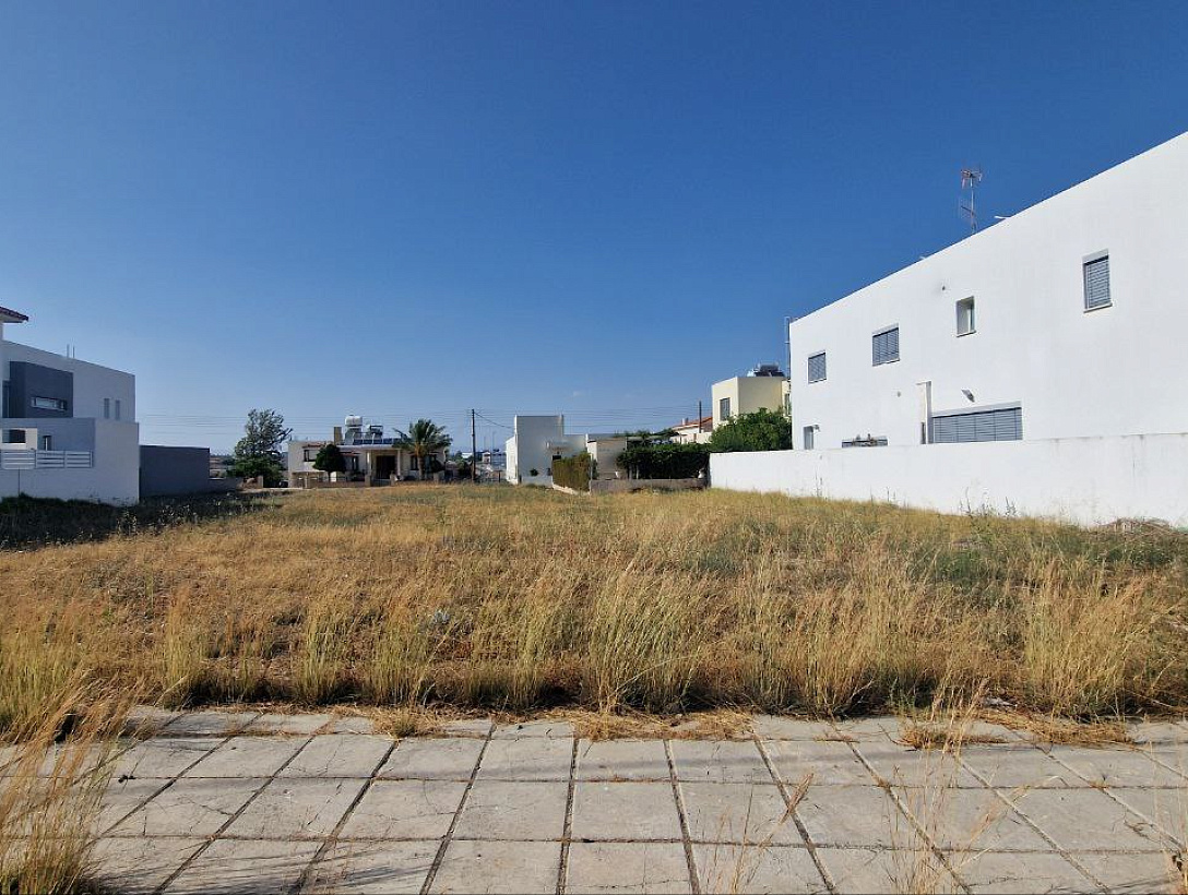 Land in Nicosia