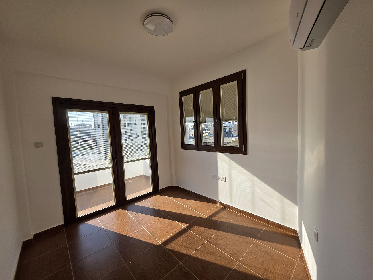Villa, 6 bedrooms — 9