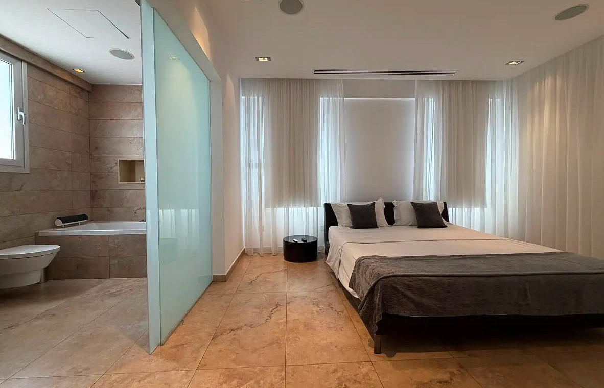 Apartment, 2 bedrooms — 9
