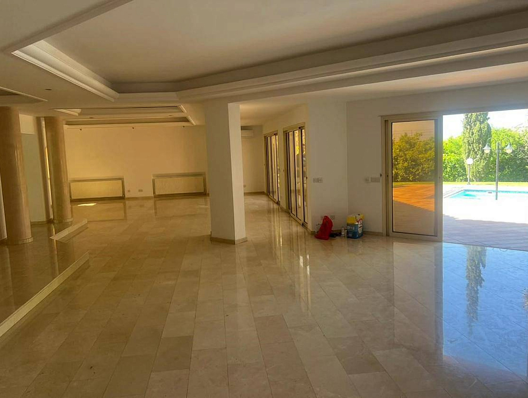 New villa in Limassol