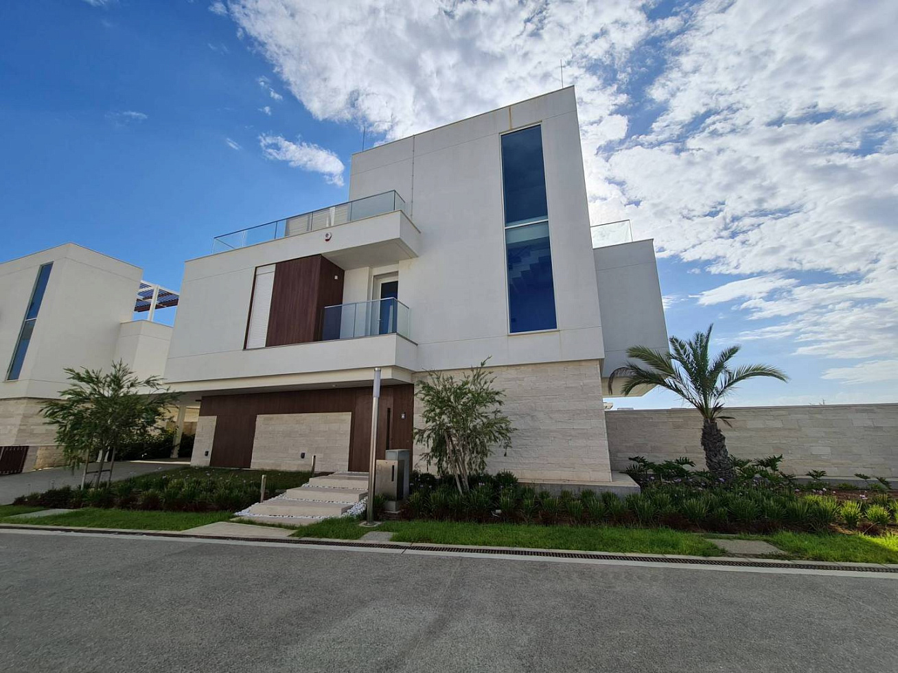 Фото 27 Фото 27