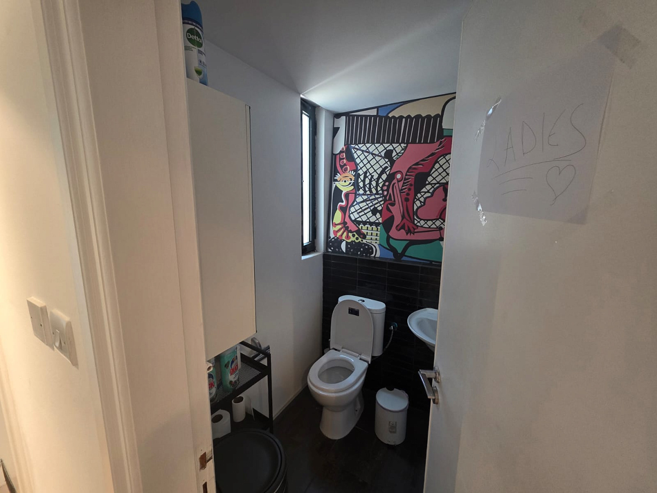 Photo 8