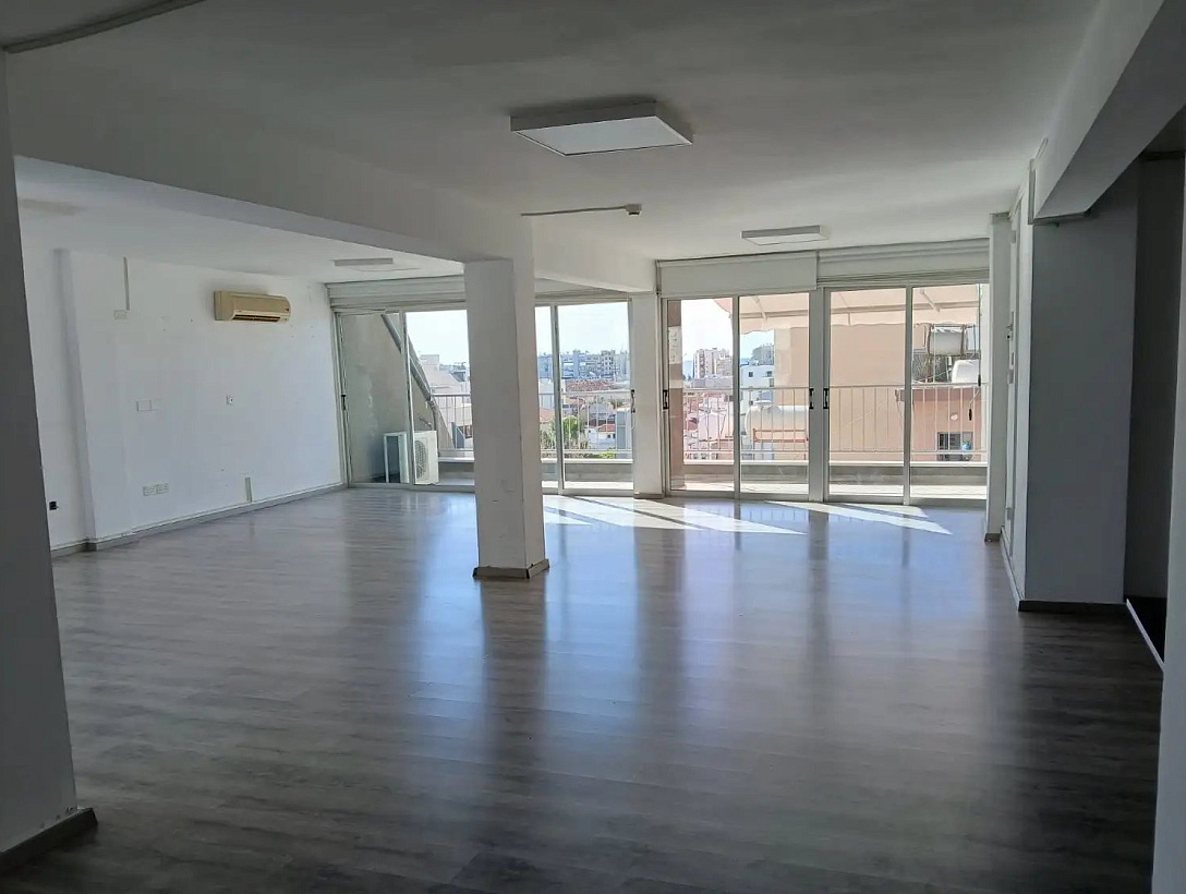 Офис в Лимассоле