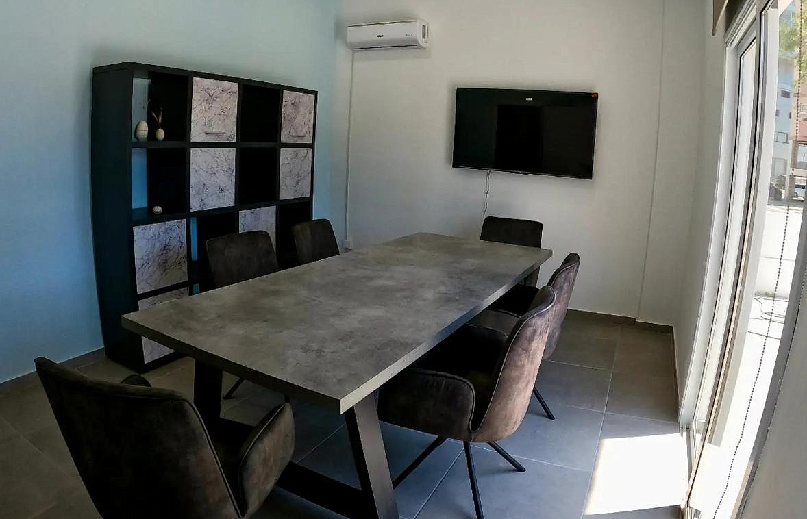 Photo 12