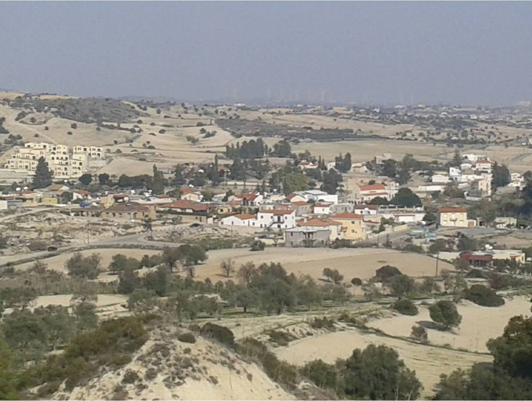Land in Larnaca