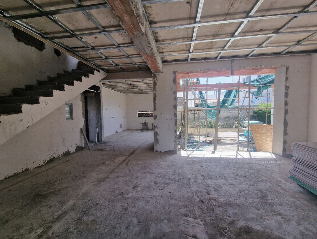 New villa in Larnaca