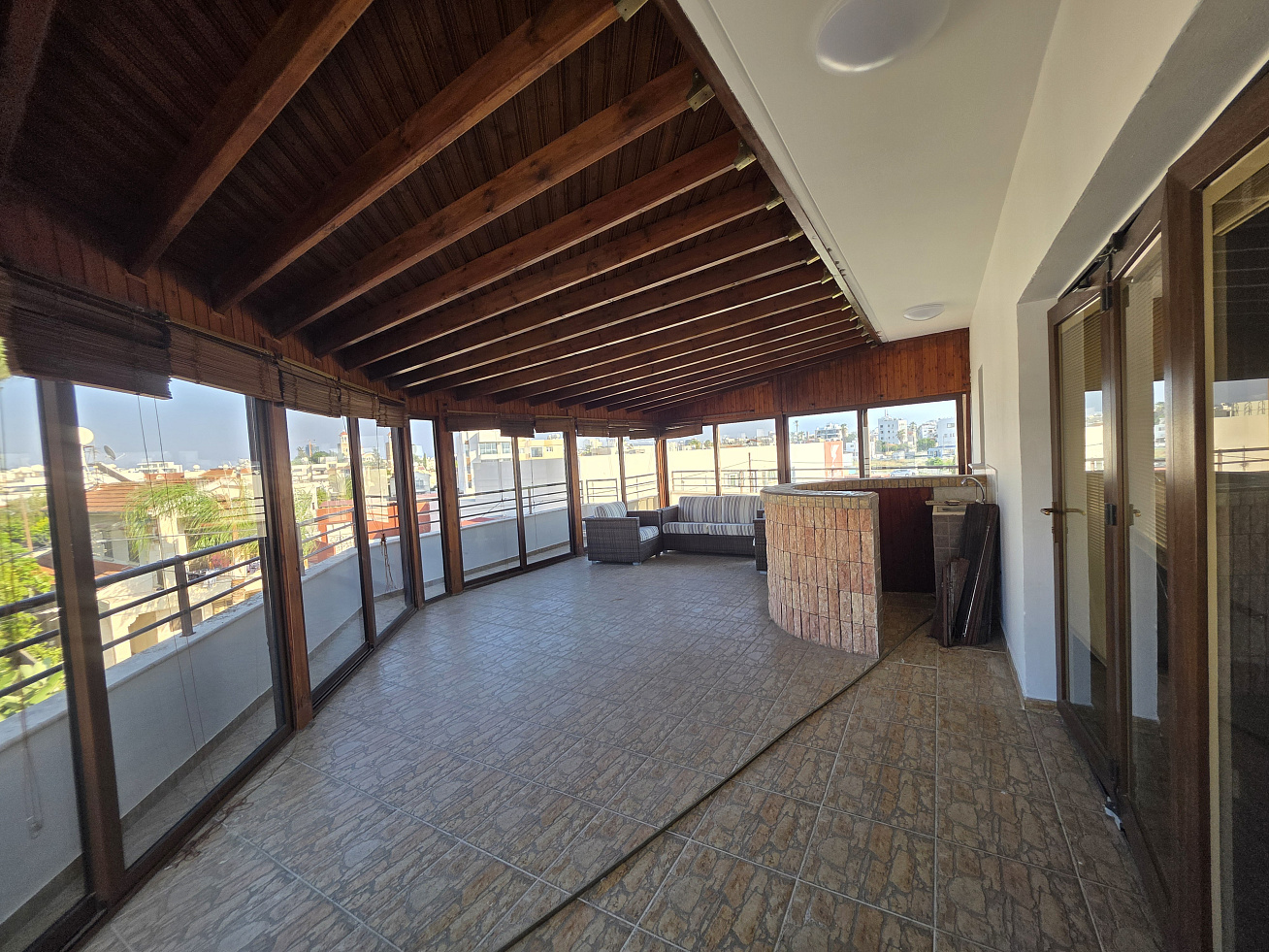 Villa, 6 bedrooms — 18