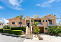 Villa, 6 bedrooms — 17