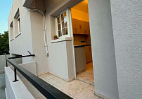 Photo 33