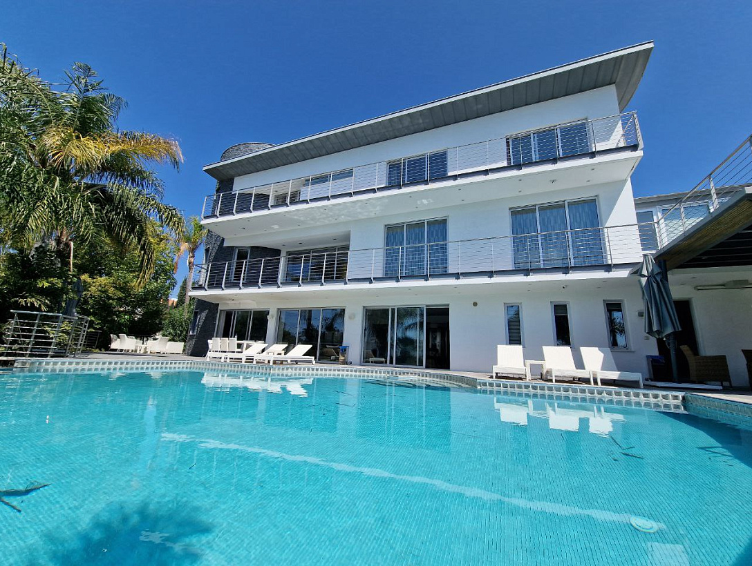 Villa in Limassol