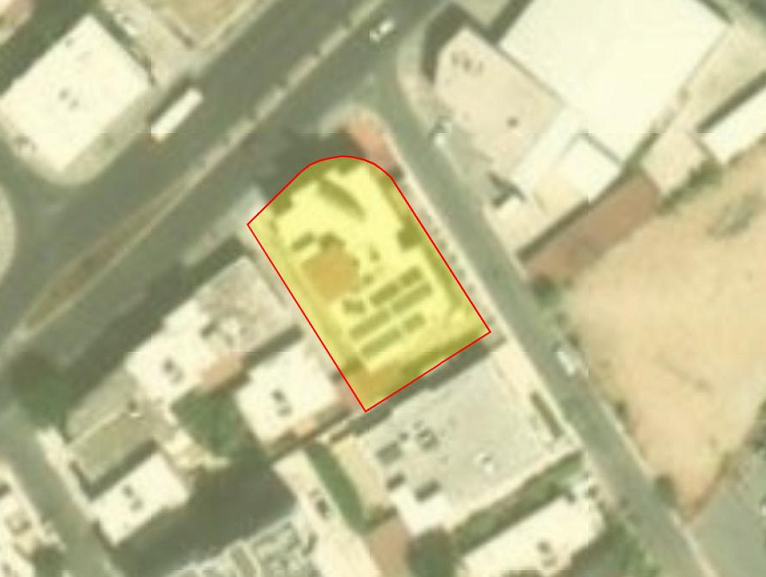 Commercial corner plot on Makarios Avenue in Limassol