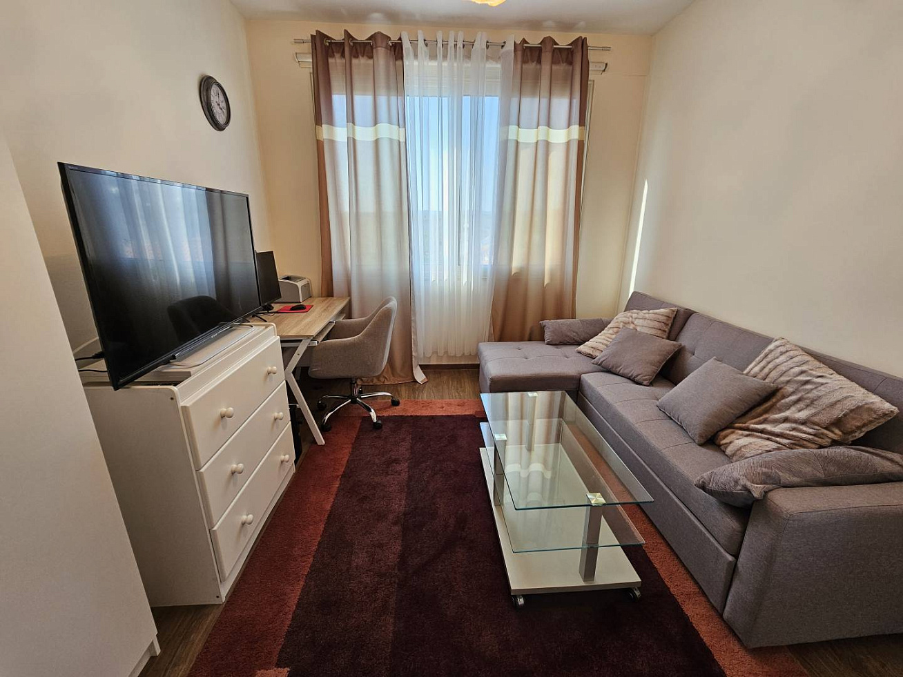 Photo 12