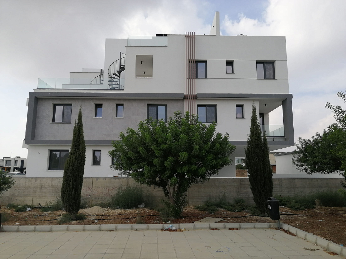 Photo 10