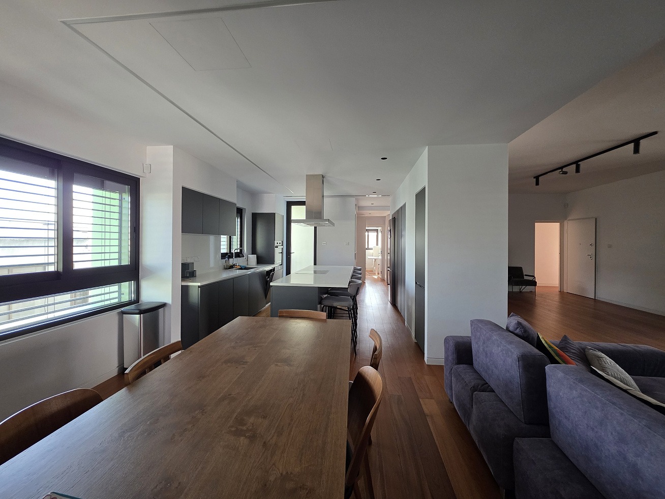 Apartment, 4 bedrooms — 6