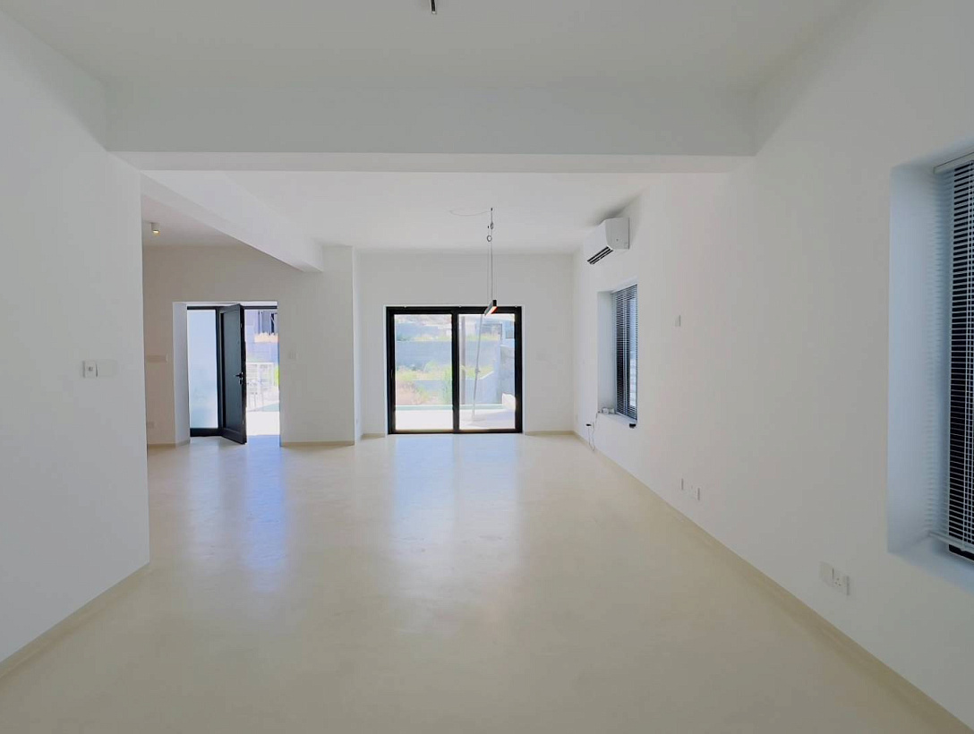 New villa in Limassol