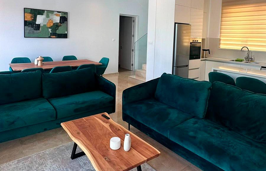 3-bedroom villa in Sea Caves, Paphos 6