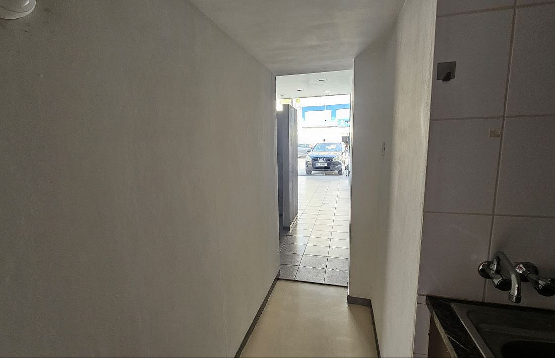 Photo 12