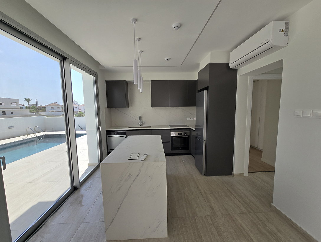 Новая вилла в Ларнаке