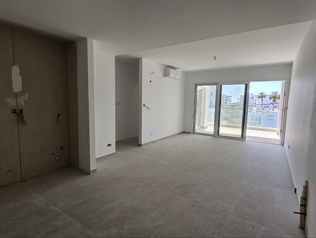New flat in Larnaca