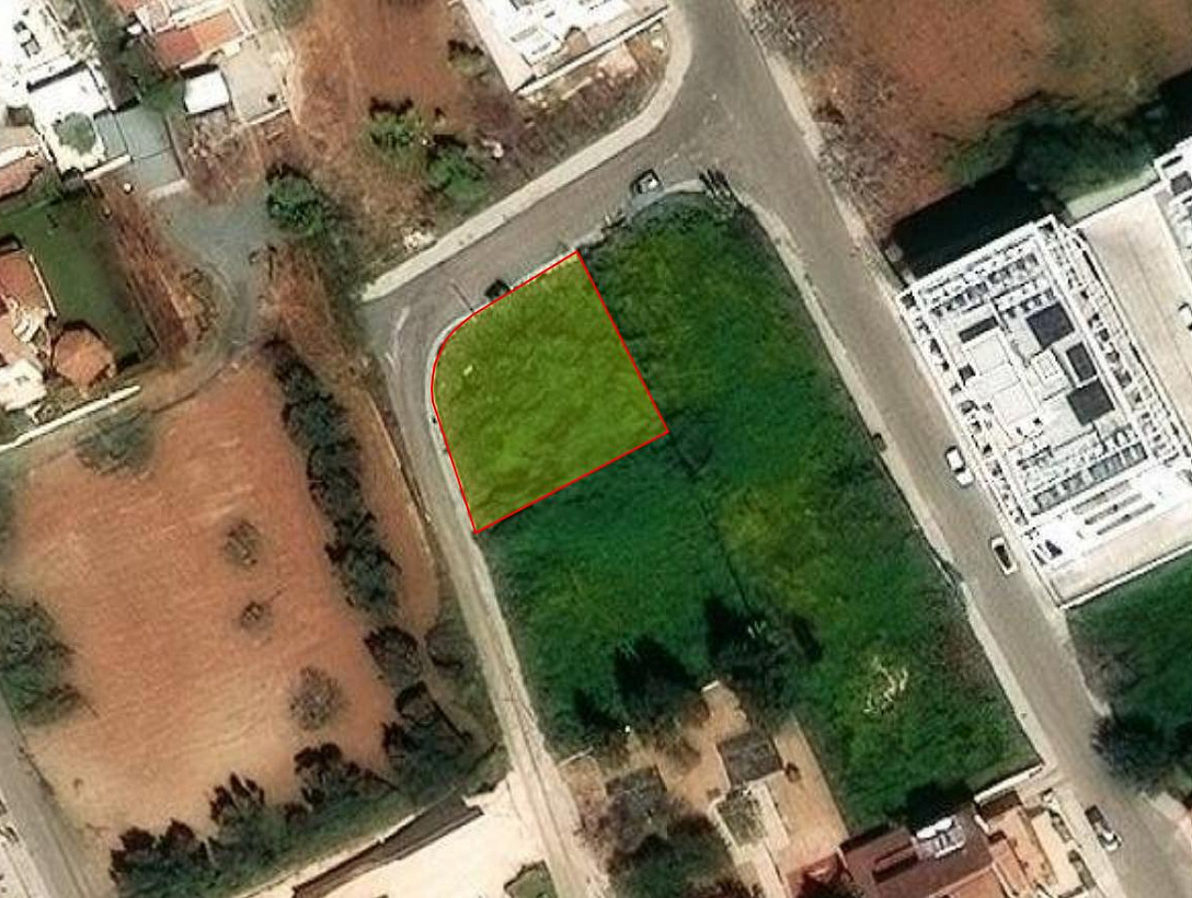 Земля в Лимассоле