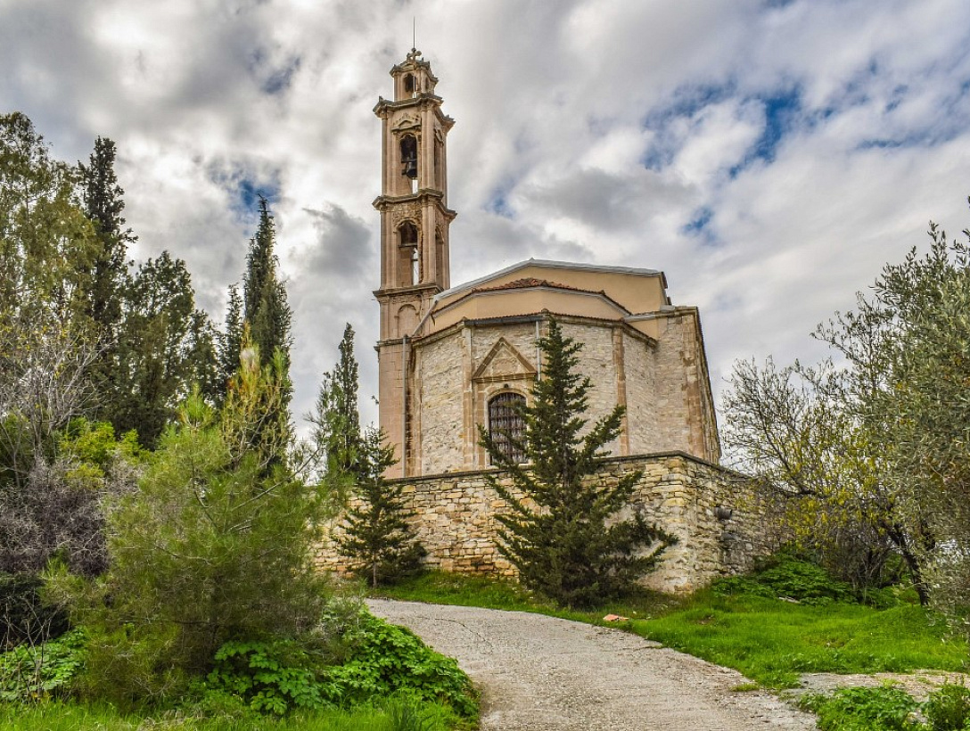 Земля в Ларнаке