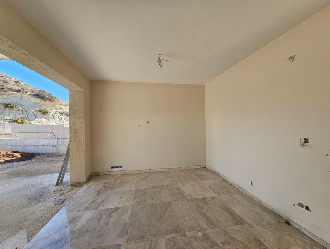 New villa in Limassol