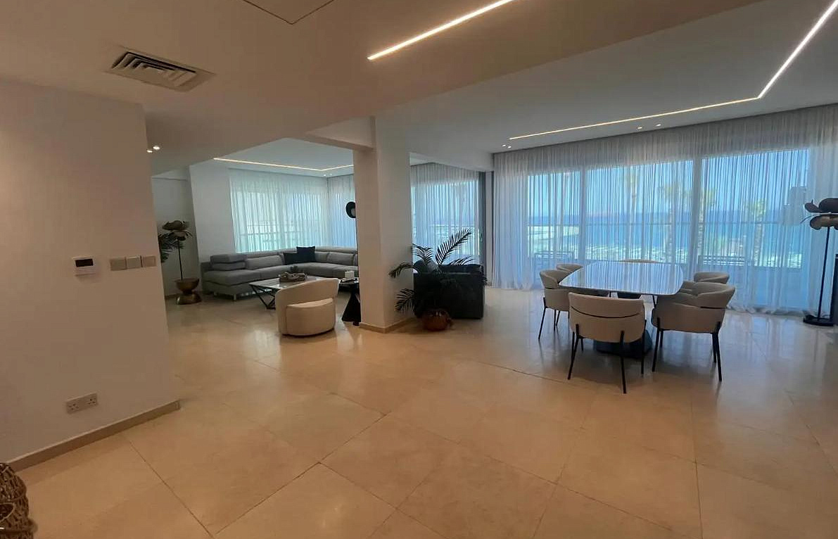 2-bedroom apartment in Finikoudes, Larnaca — 7
