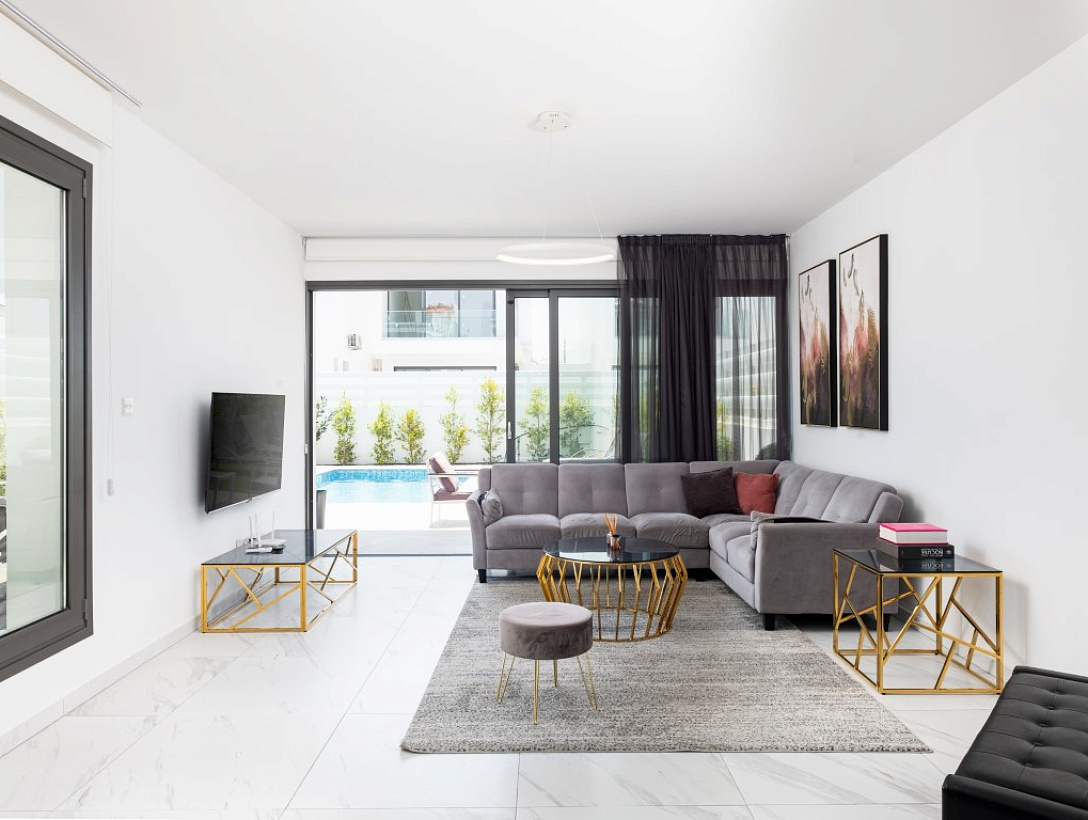 New villa in Larnaca