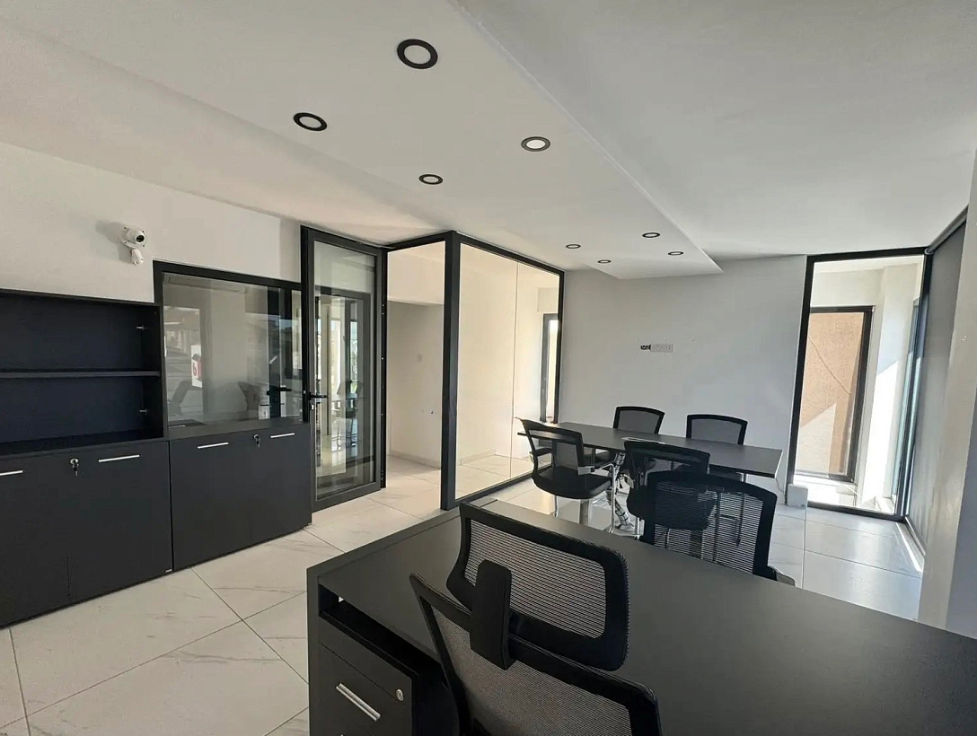 Офис в Ларнаке