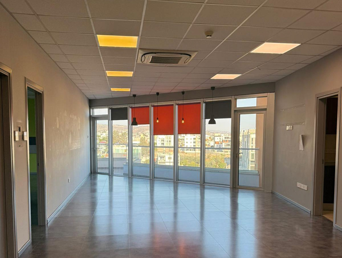 Photo 20 Office in Limassol