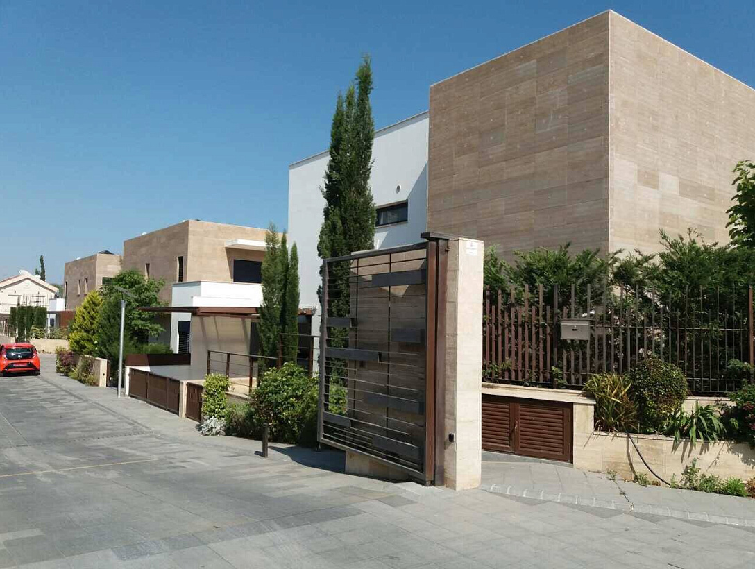 New villa complex in Limassol