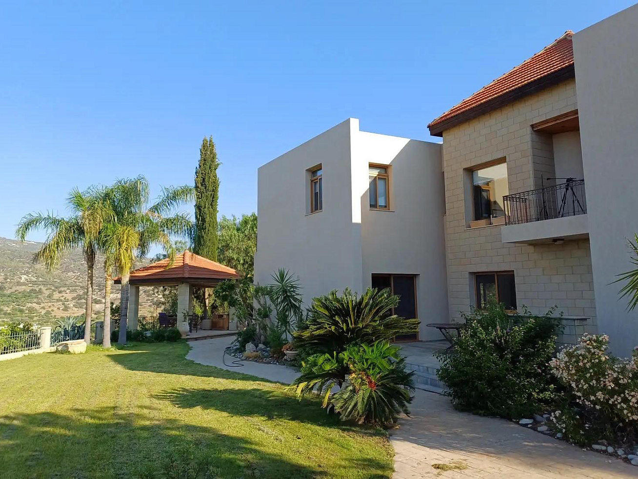 Фото 3 Фото 3