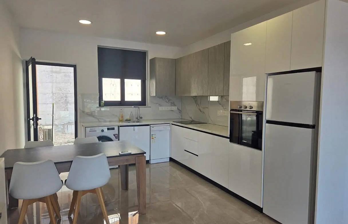 2-bedroom apartment in Germasogeia, Limassol 3