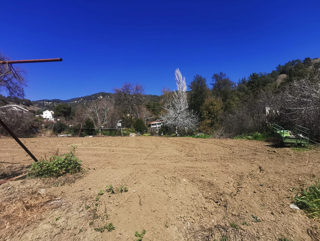 Land in Limassol