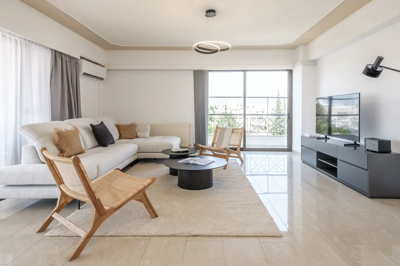 Apartment, 5 bedrooms — 2
