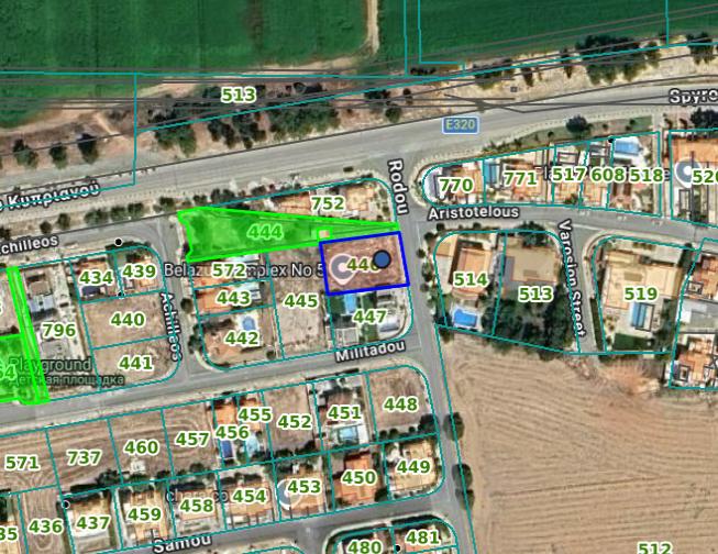 Земля в Ларнаке