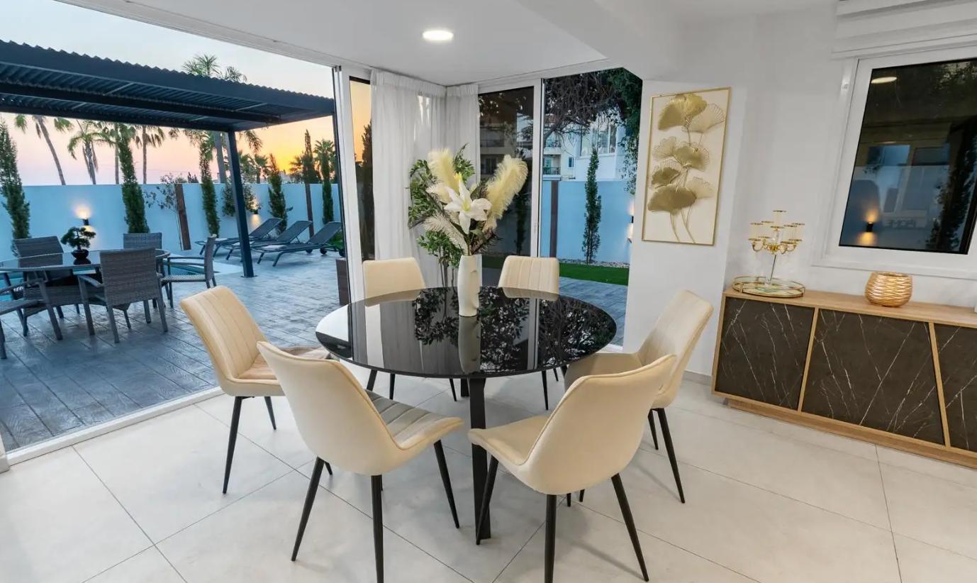 Villa, 3 bedrooms — 7