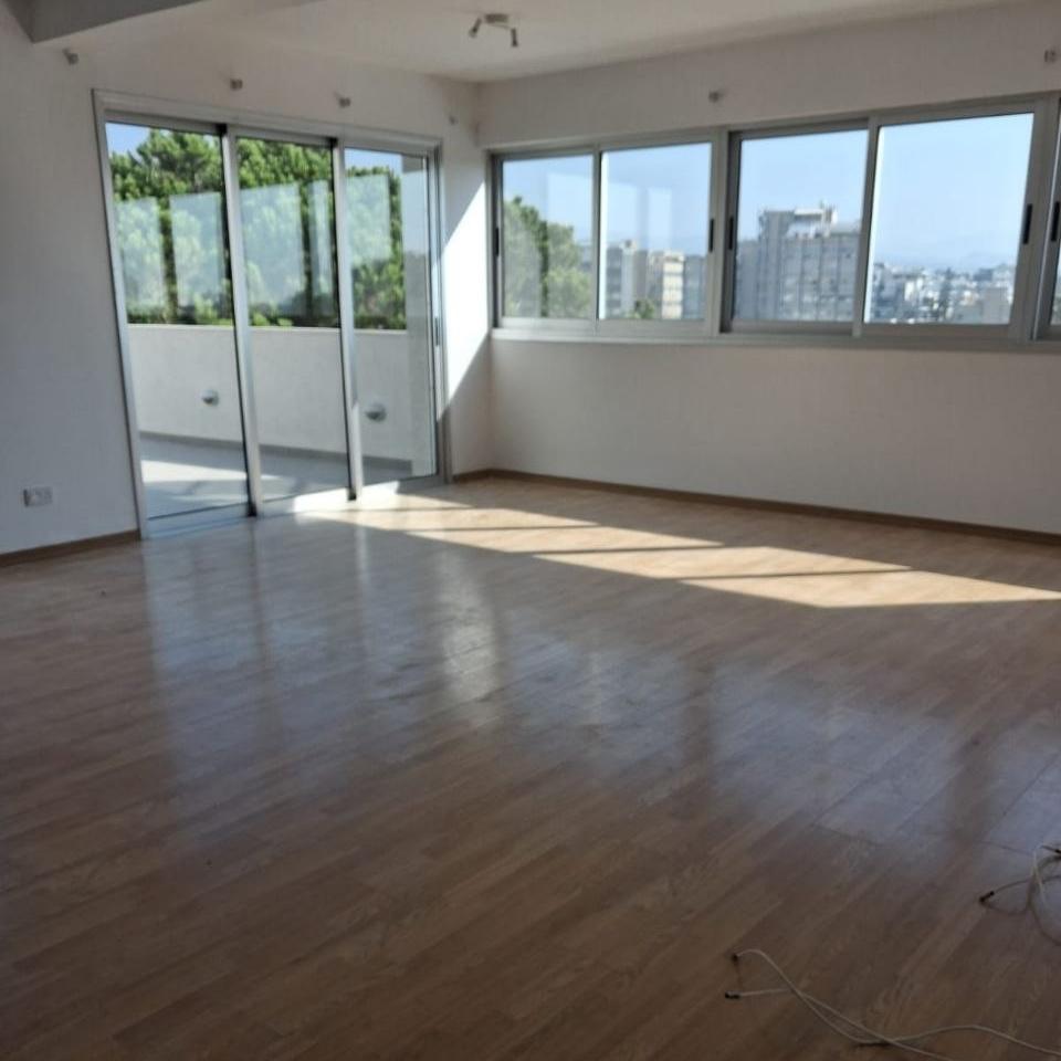 Apartment, 3 bedrooms — 5