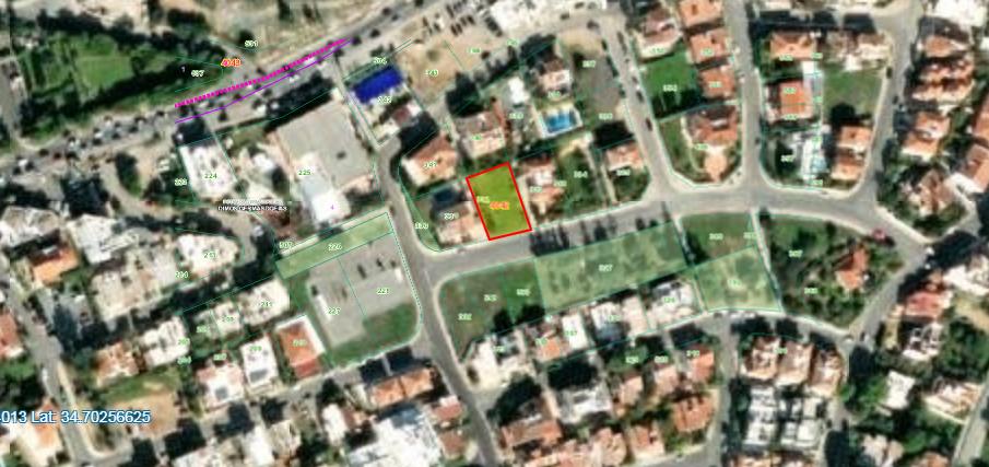 Земля в Лимассоле