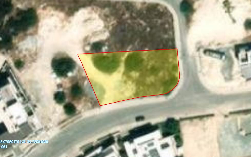 Land in Limassol