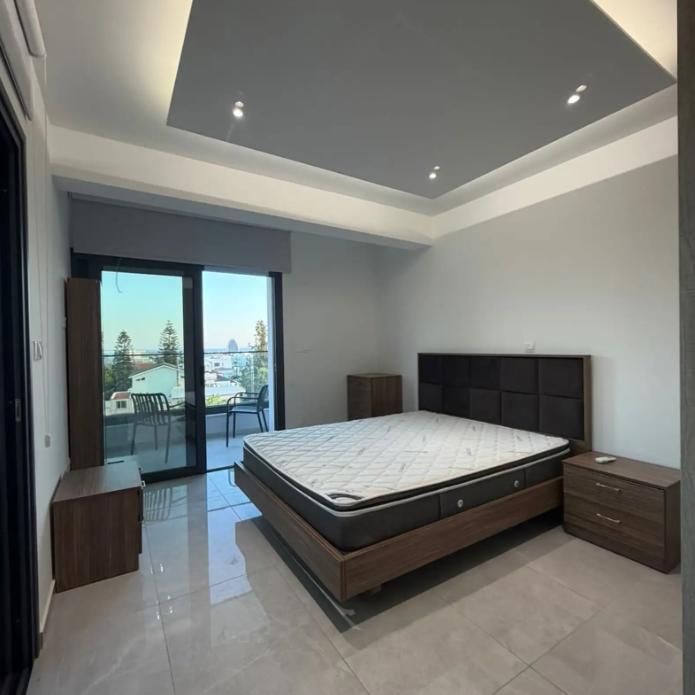 Apartment, 2 bedrooms — 4