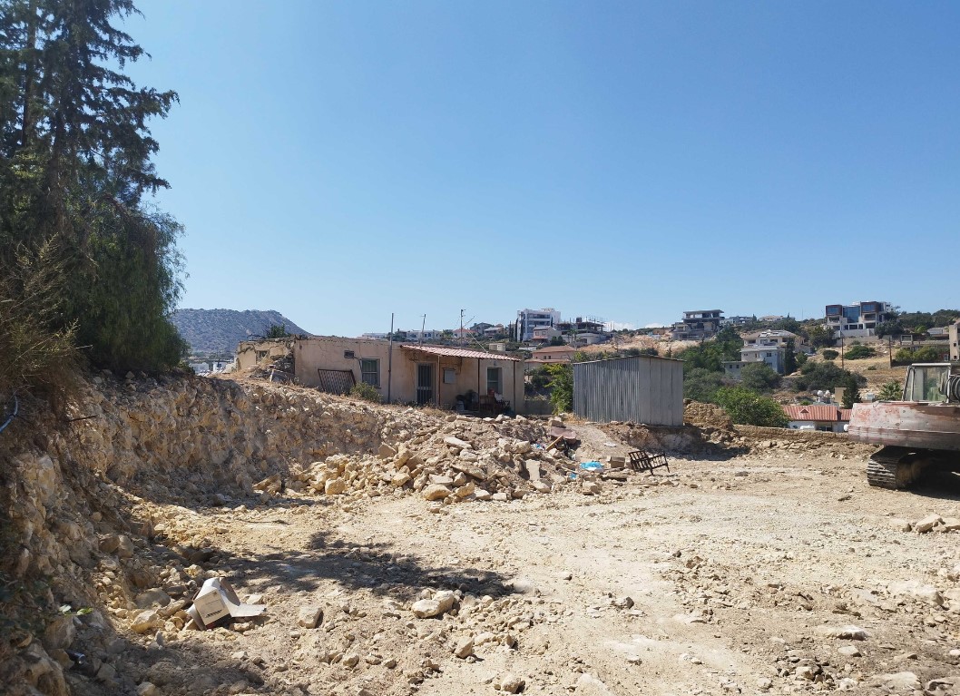 Land in Limassol