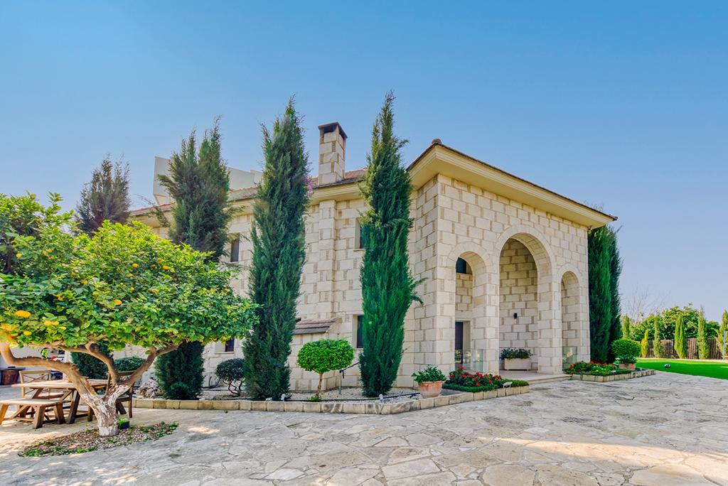 Villa in Limassol