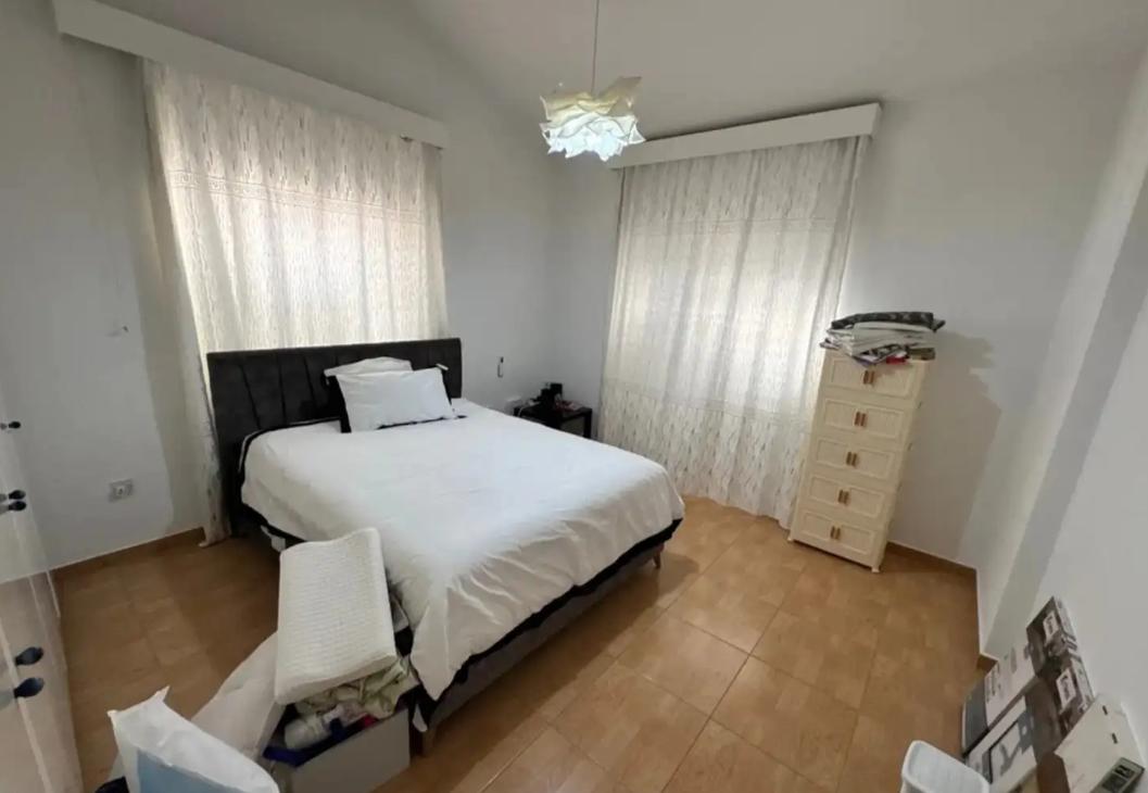 Villa, 5 bedrooms — 9